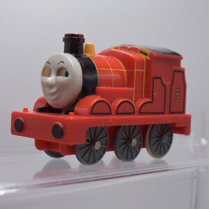 James Eyes Move - Thomas & Friends Train Pull-Back Train Tomy 2004 Toy Works